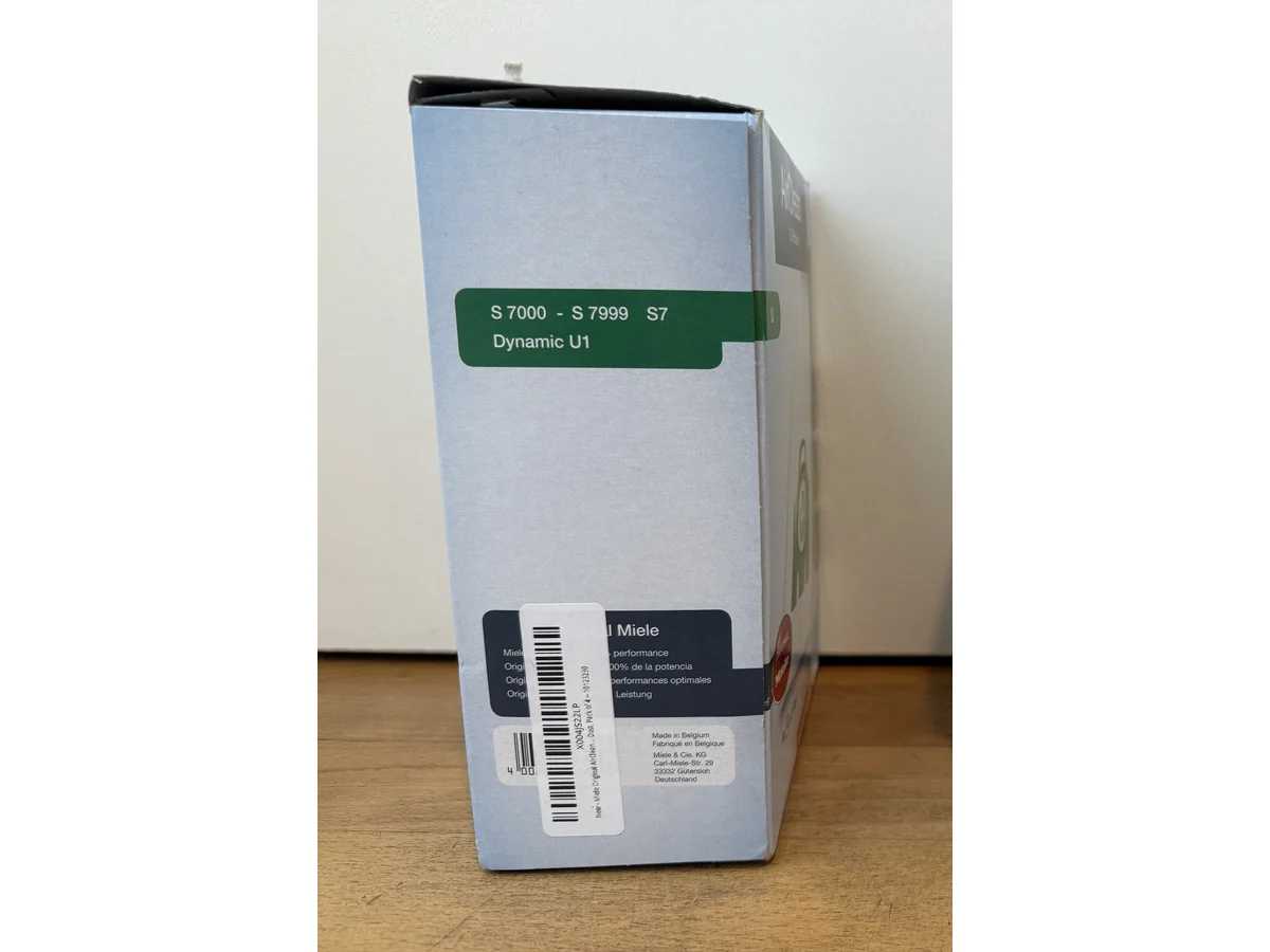 Miele Type U package side panel listing Dynamic U1 and S7 upright model fitment