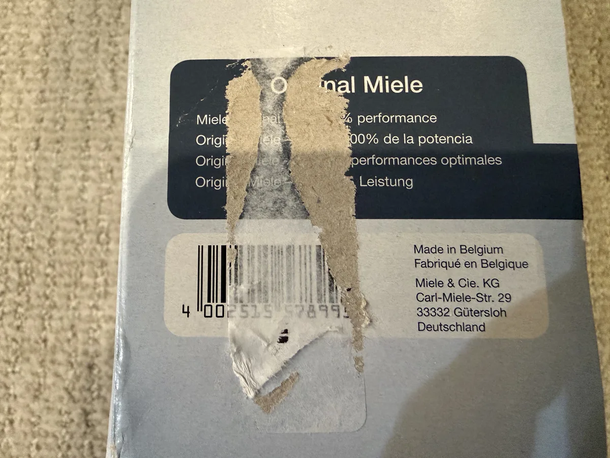 Miele Type U package UPC barcode label showing EAN 4002515578995 for Dynamic U1 and S7 bags